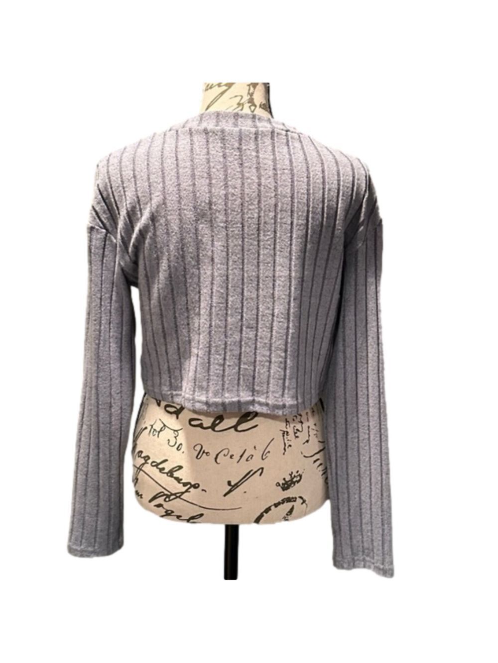 SHEIN EZwear Scoop Neck Rib Knit Crop Tee - Size Medium - Picture 4 of 14